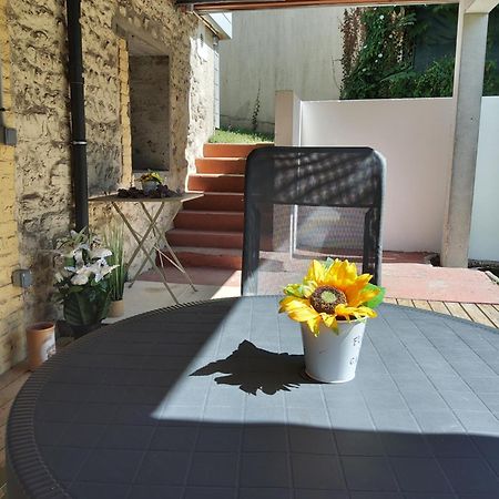 Meuble Avec Cour Apartment Sotteville-les-Rouen Bagian luar foto